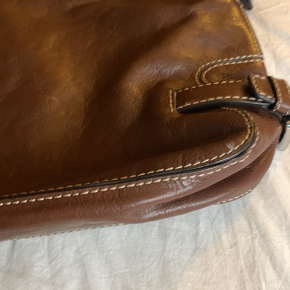 Michael Kors vintage cognac hobo with silver hardware - Picture 12 of 13